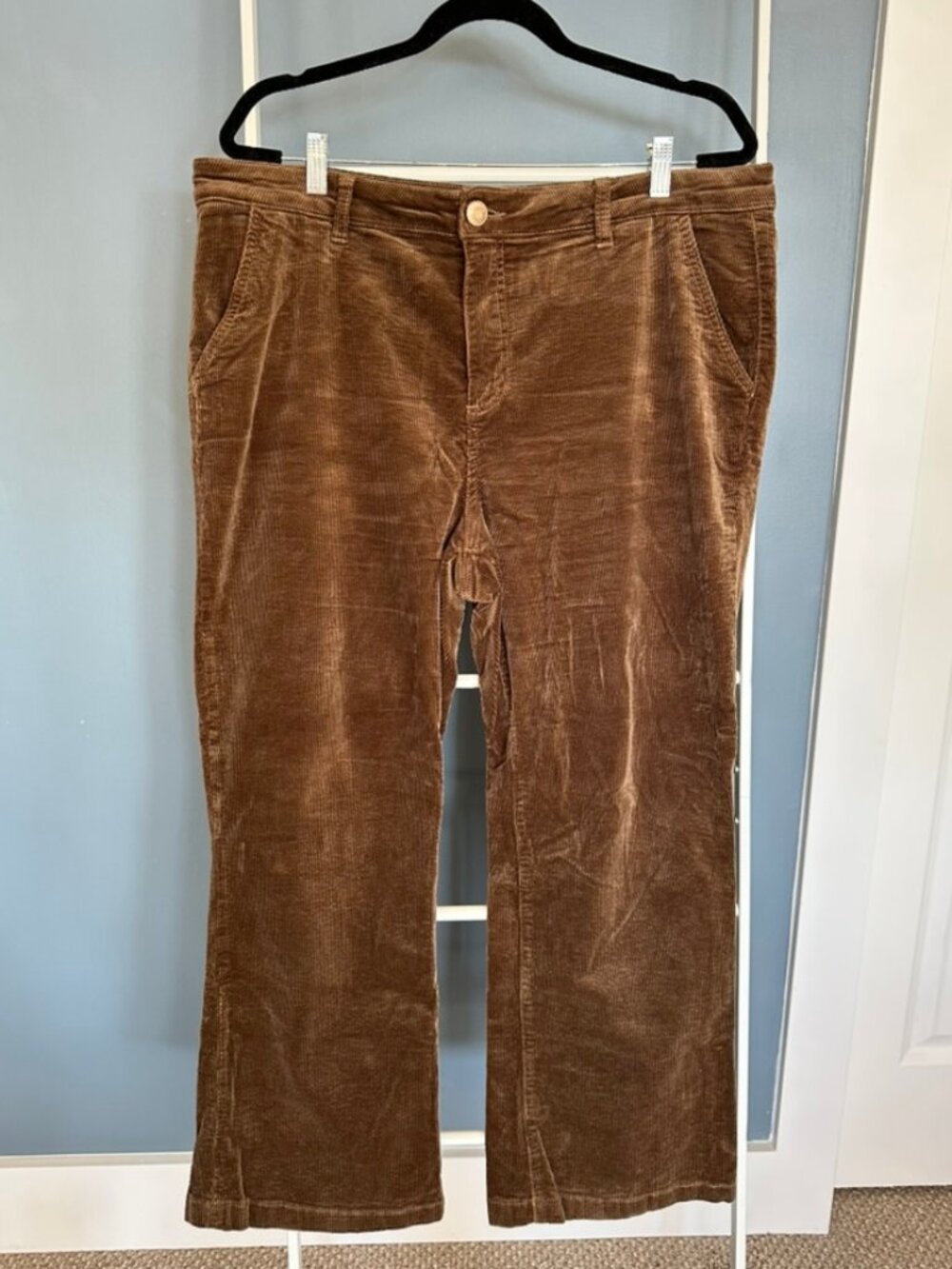 Kut from the Kloth Meg Corduroy Wide Leg Pants Truffle 16